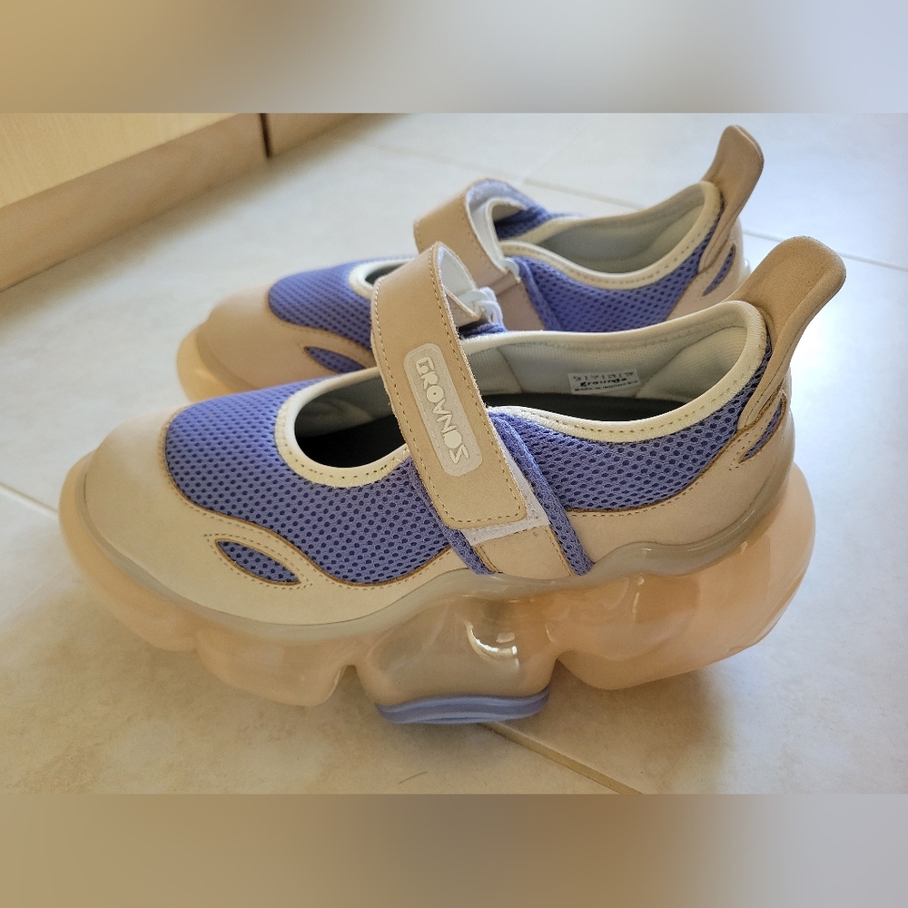 Grounds Moopie Mary Jane sneakers LILAC NUDE / NUDE sz7